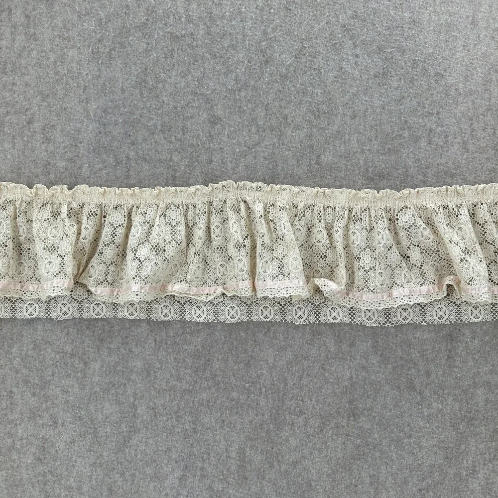 VTG‎ Cream Floral Lace Ruffle Trim Pink Ribbon Accent 6 Inch Wide Craft 4 Yards
